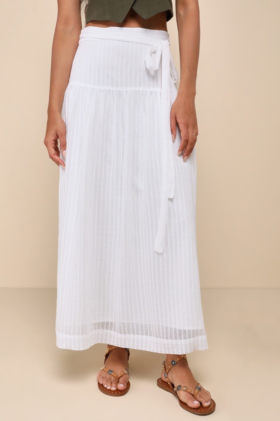 Lovely Perspective Ivory Textured Tie-Front High-Rise Skirt 5
