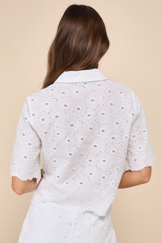Sunny Angel White Embroidered Button-Front Short Sleeve Top 2