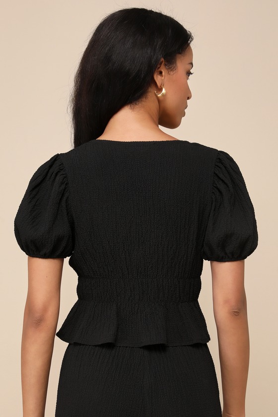 tie front puff sleeve top