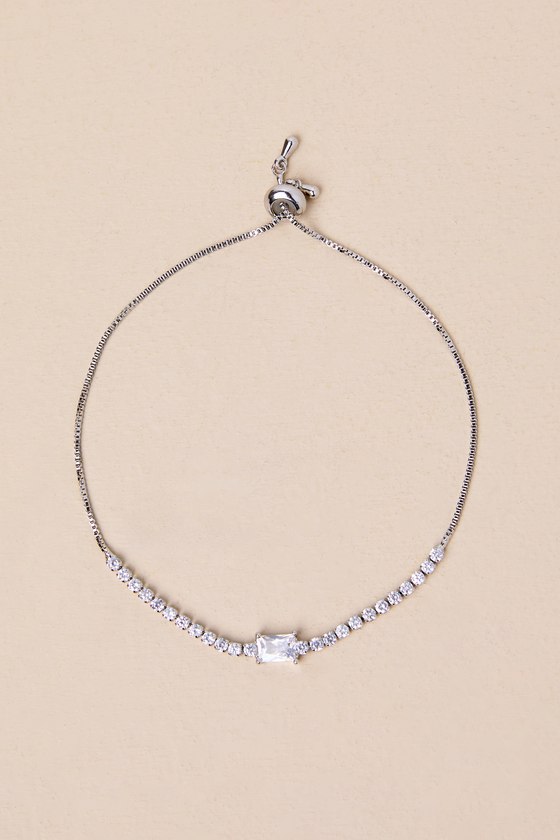 LULUS GLITTERING POISE SILVER RHINESTONE TOGGLE BRACELET