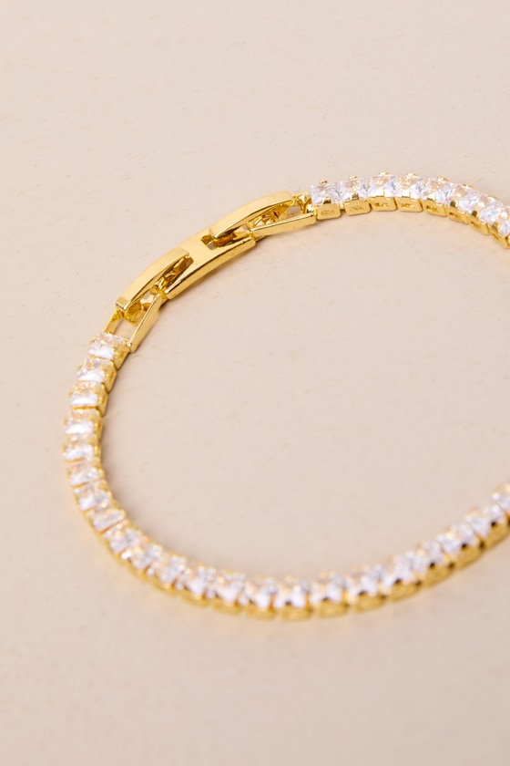 Perfectly Upscale Gold Rhinestone Tennis Bracelet - thumbnail 3
