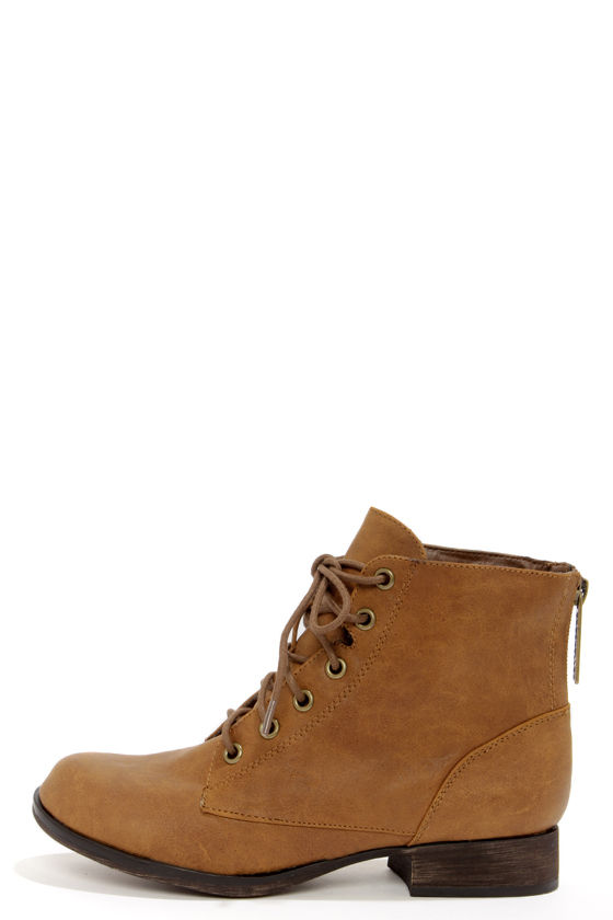 tan boots with small heel