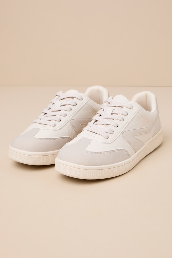 Voyage Dune Ivory Color Block Lace-Up Sneakers 2