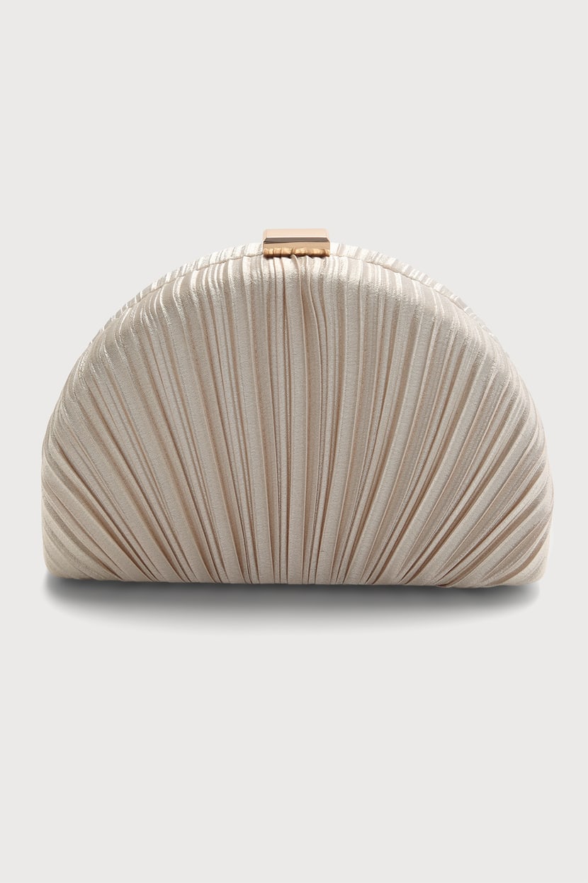 Cute Dresses, Tops, Shoes & Clothing for Women