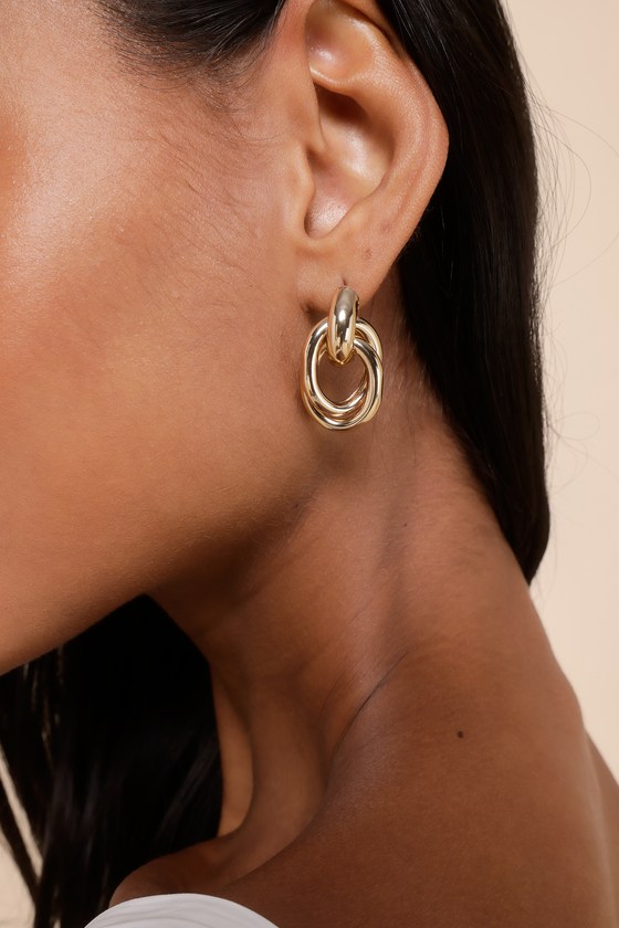Lulus Luxe Desire Gold Interlocking Hoop Earrings In Gold