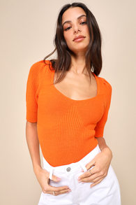 Flattering Feeling Orange Short Sleeve Sweater