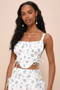 Darling Expertise White Floral Sleeveless Lace-Up Crop Top