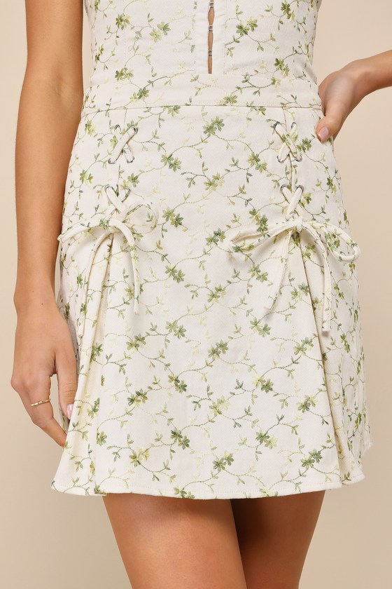 Delightful Flirt Ivory Twill Floral Embroidered Mini Skirt 5