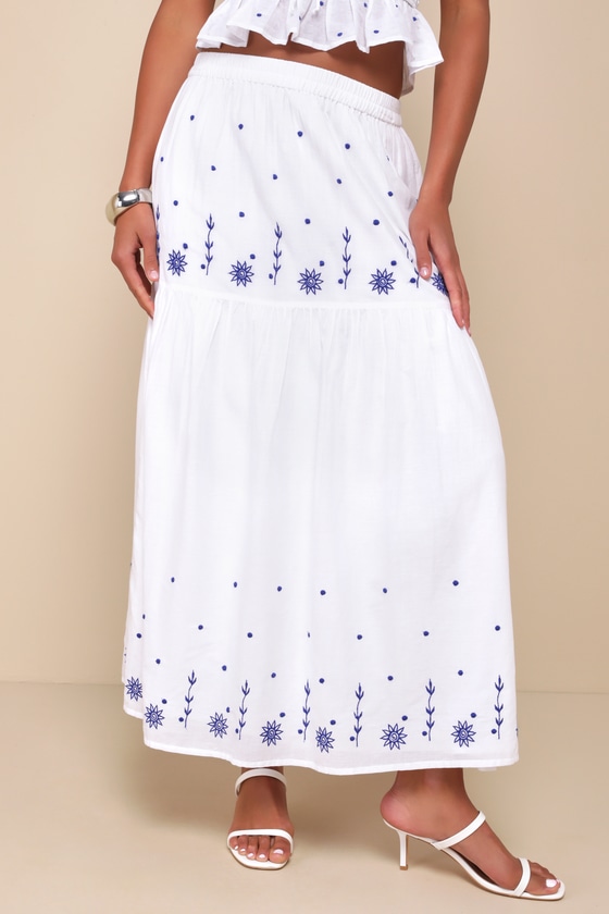 Summery Aura White Embroidered Tiered High-Waisted Maxi Skirt 4