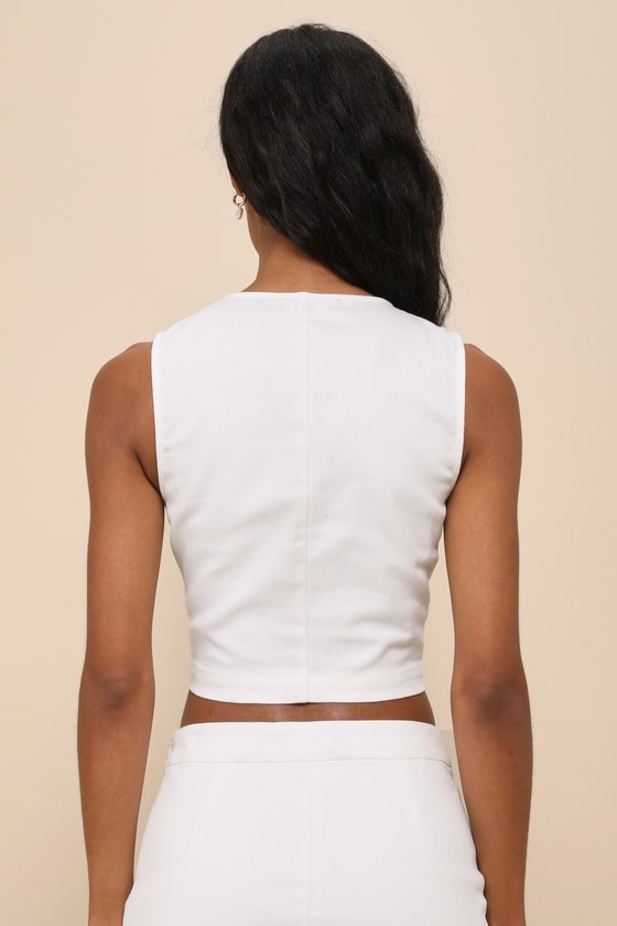 Social Favorite Ivory Denim Scoop Neck Button-Front Crop Top 2