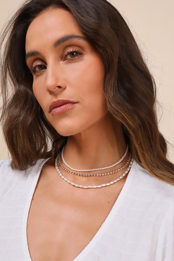 Irresistible Dazzle Gold Rhinestone Pearl Necklace Set
