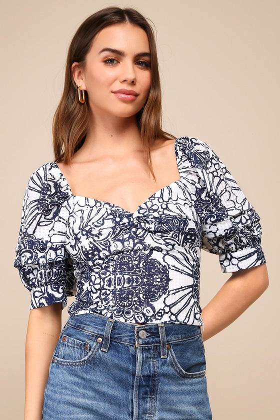 Say It Back Navy Floral Puff Sleeve Tie-Back Crop Top 4