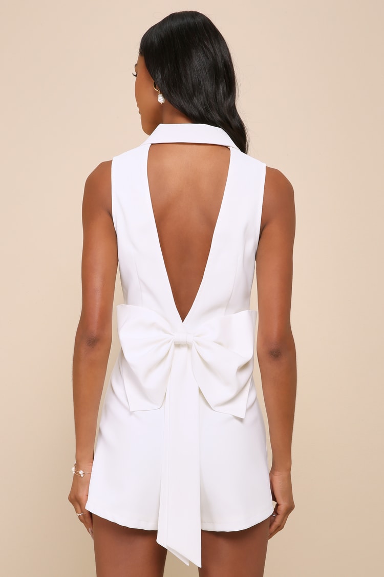 Upscale Individual White Collared Backless Bow Romper