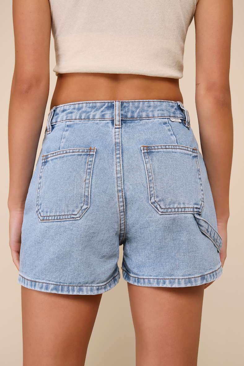 Leia Light Wash High-Waisted Denim Shorts