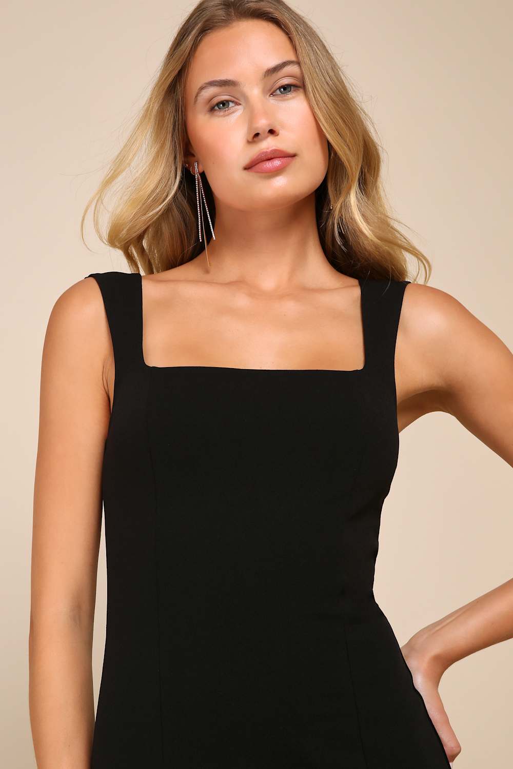 Inspiring Allure Black Square Neck Column Maxi Dress