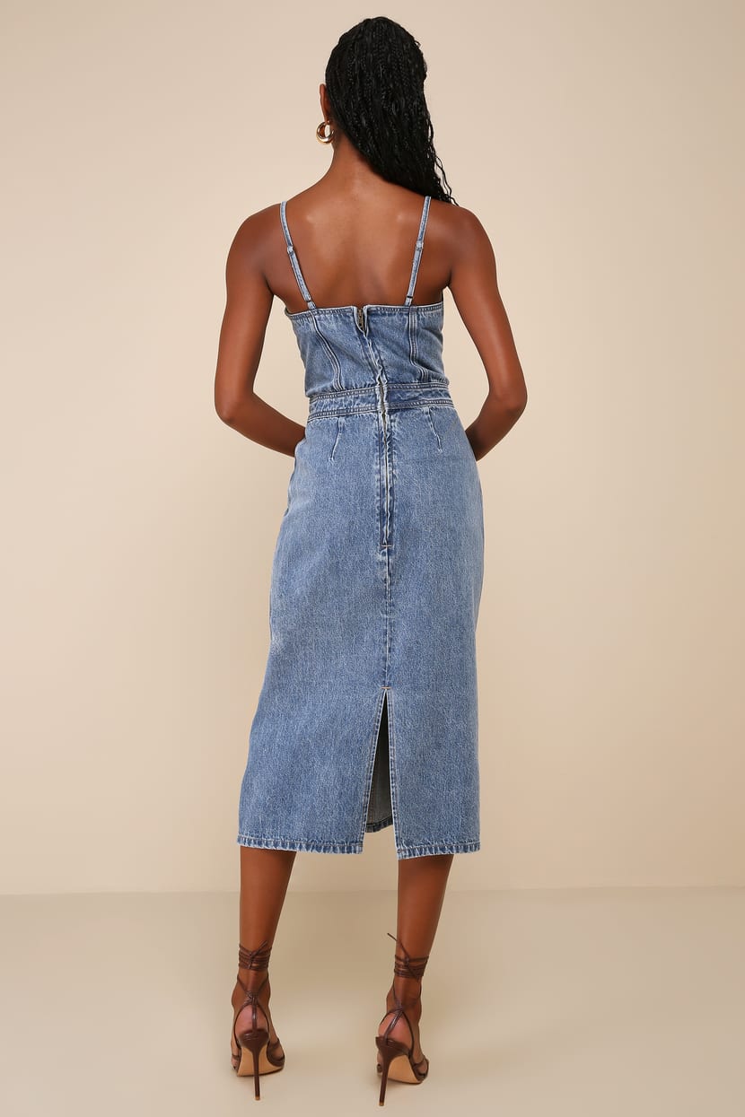 Outfit Knee Length Jean Dress Sweetheart Neck Button-Front Midi Denim Dress