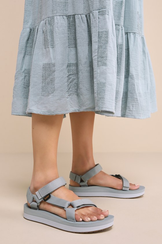 Midform Universal Pearl Blue Sandals 1