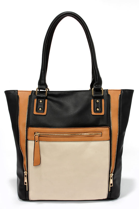 Coach tan purse | Tan purse, Small black crossbody bag, Leather handbags  crossbody