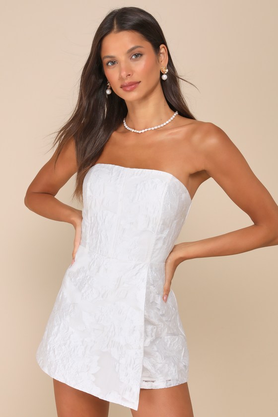 ANDERS SKIRTED ROMPER, RESORT WHITE FLOWER PEARL EMBELLISHED BOUCLE