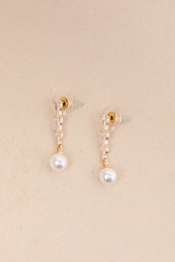 Lulus Dreamy Dazzle Gold Rhinestone Pearl Drop Earrings In Gold