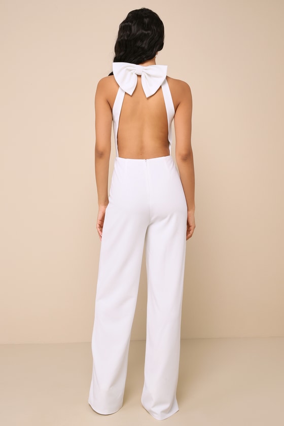 LULUS STRIKING ELEGANCE WHITE CUTOUT BACKLESS HALTER JUMPSUIT 