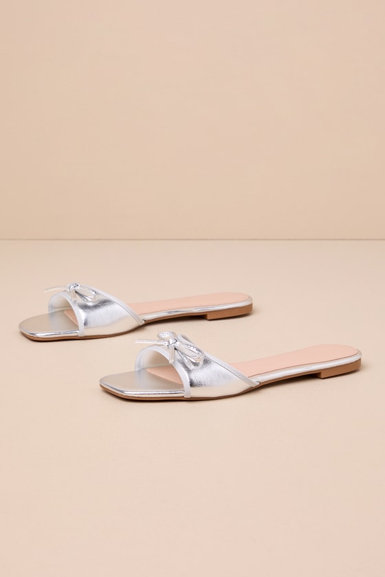 Jodes Silver Metallic Bow Slide Sandals 2