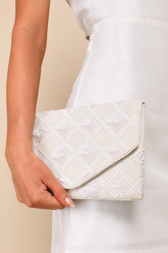 Gleaming Beauty Ivory Sequin Pearl Envelope Clutch 1