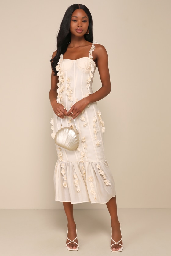 Cream 3D Flower Short Set