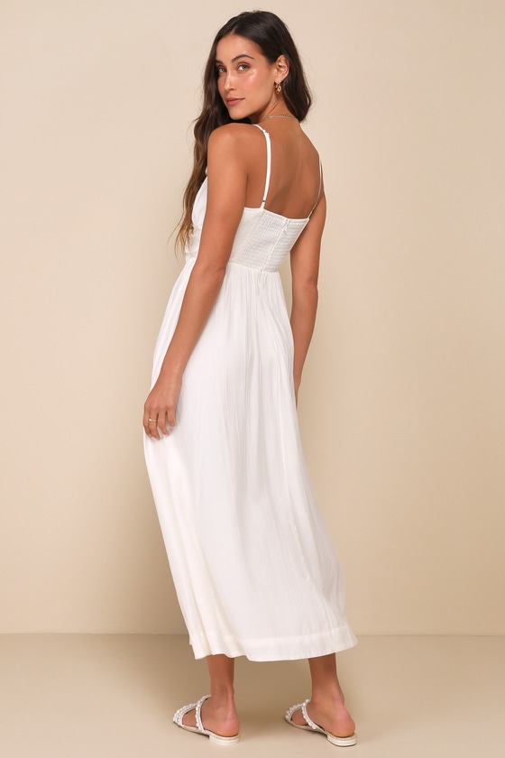 FRONT BOW TIERED MIDI DRESS IN WHITE main image 1