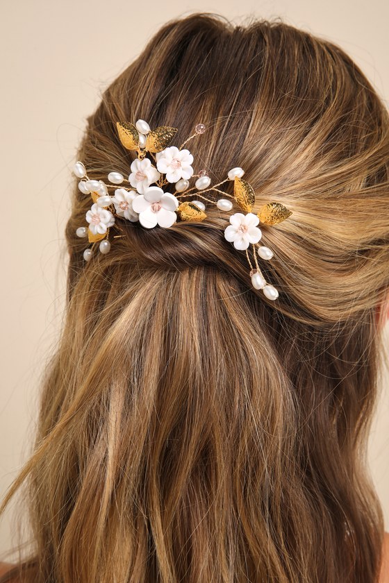 Beautiful Adornment Gold and White 5-Piece Floral Hair Pin Set 4