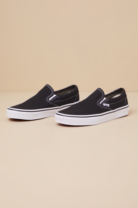 Vans Classic Black Slip-on Sneakers In Black