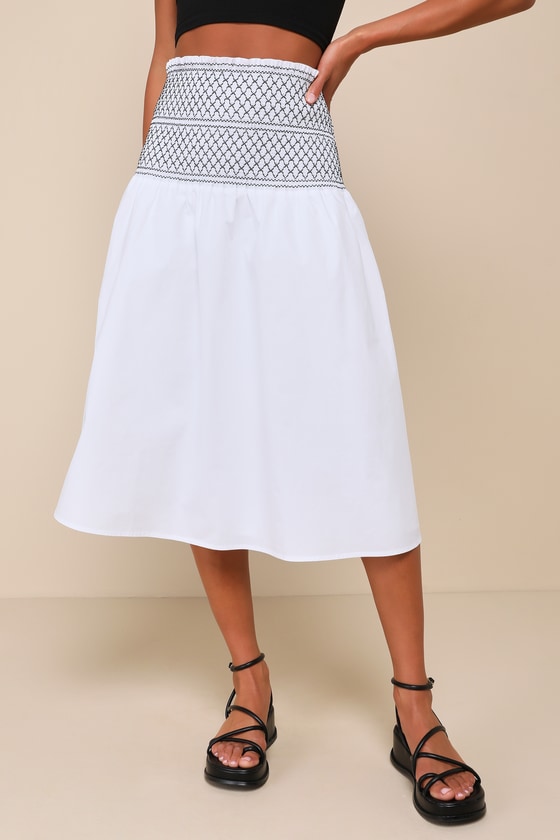 Relaxed Cuteness White Smocked Embroidered Midi Skirt 4