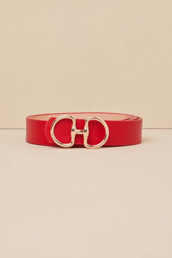 horsebit buckle belt