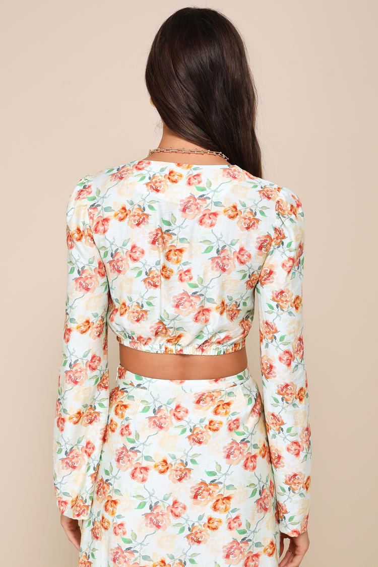 Cute Expertise Light Sage Green Floral Twist-Front Crop Top