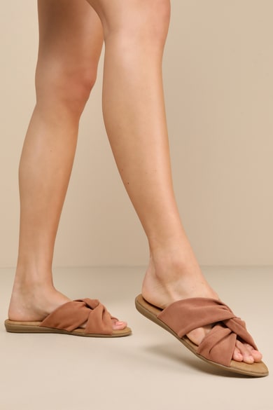 MUSSHOE Fashion Flat Summer Sandals For Women 2025-Comfortable Leather Slides, Dressy Beach Footwear Cute Memory Foam Mules Braided Open Toe Design