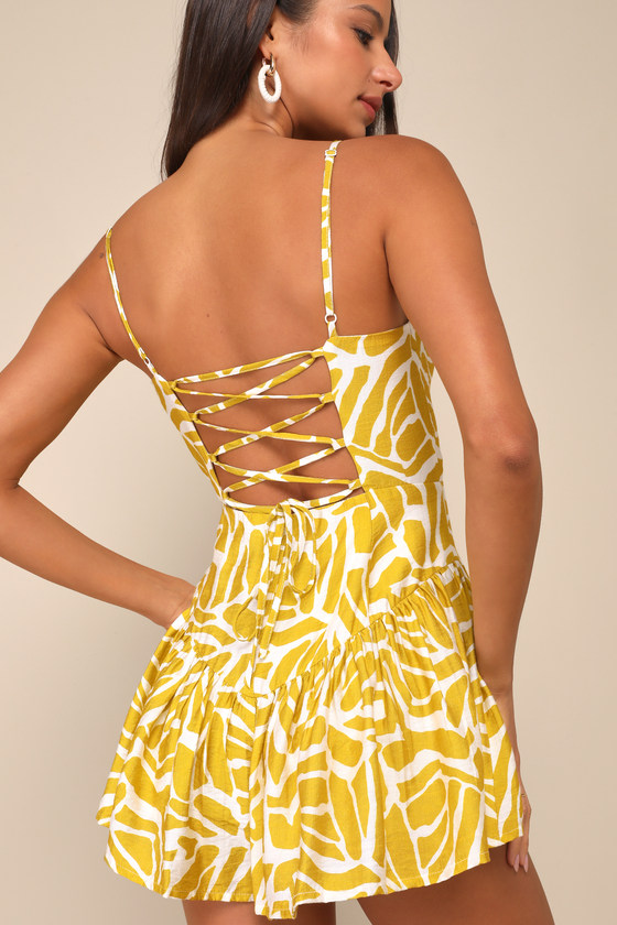 LULUS SUNNY DAY DESIGN IVORY AND YELLOW GEO PRINT LACE-UP ROMPER
