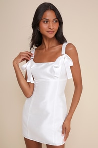 Exceptionally Precious Shiny White Ribbon Bow Mini Dress