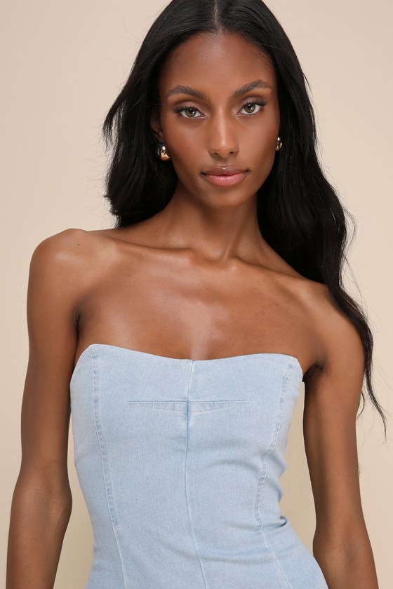 Lulus Delightful Time Light Wash Denim Strapless Mini Dress In Blue