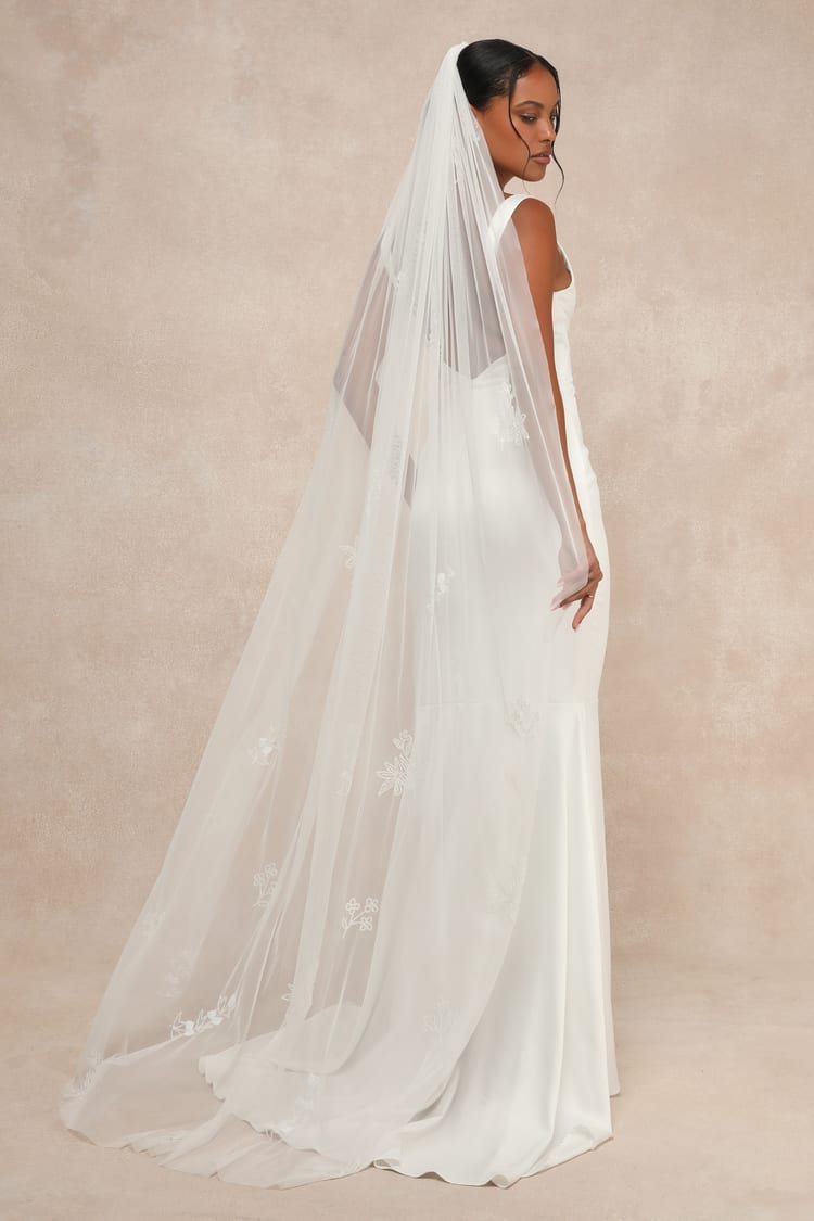Perfect Details White Beaded Floral Cathedral-Length Mesh Veil