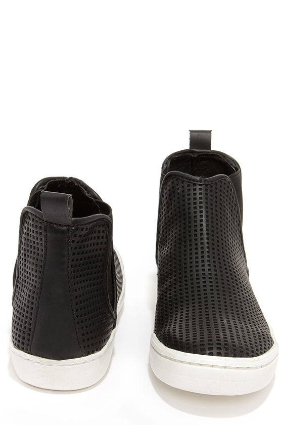 steve madden black slip ons mens