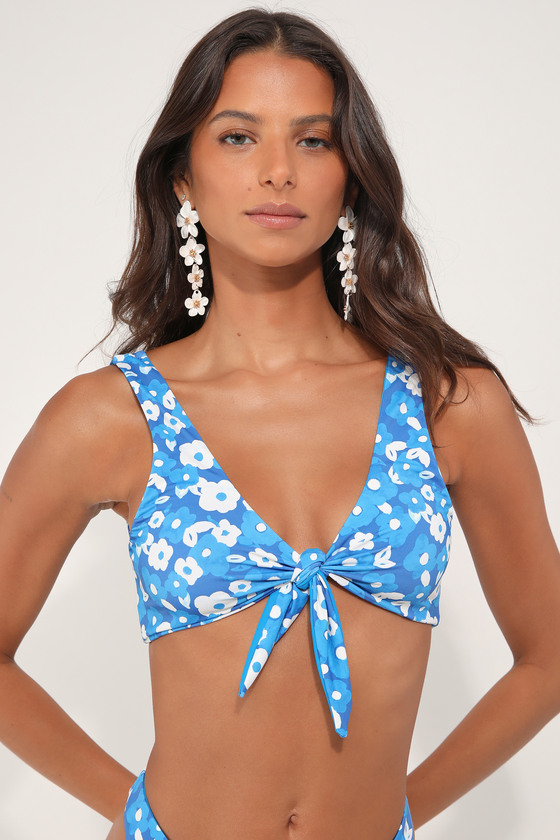 Lulus Sandy Dandy Blue Floral Print Tie-front Bikini Top In Blue