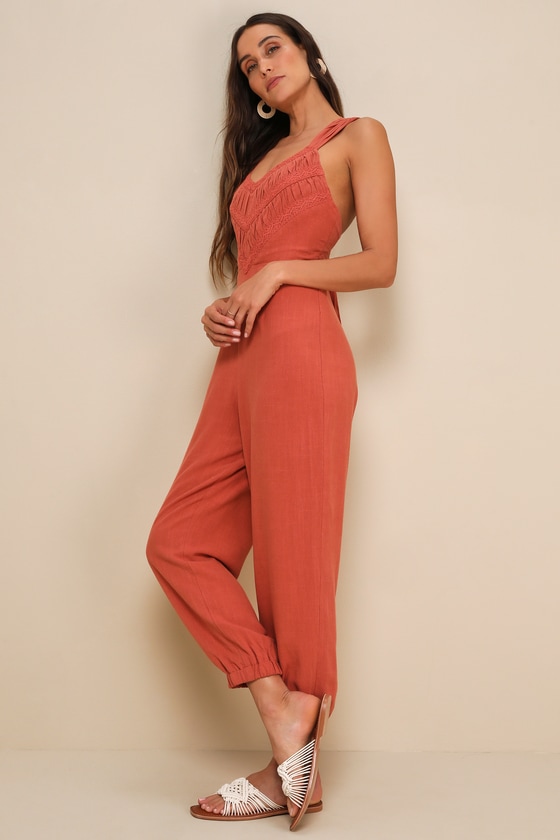 LULUS DISTINCTLY TRENDY TERRACOTTA LINEN BACKLESS JOGGER JUMPSUIT
