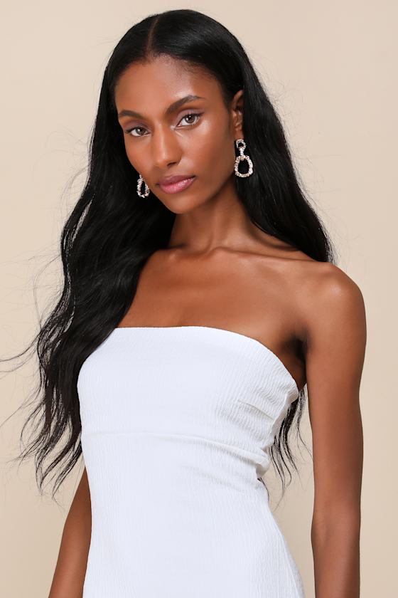Lulus Darling Ways White Textured Strapless Midi Dress In White