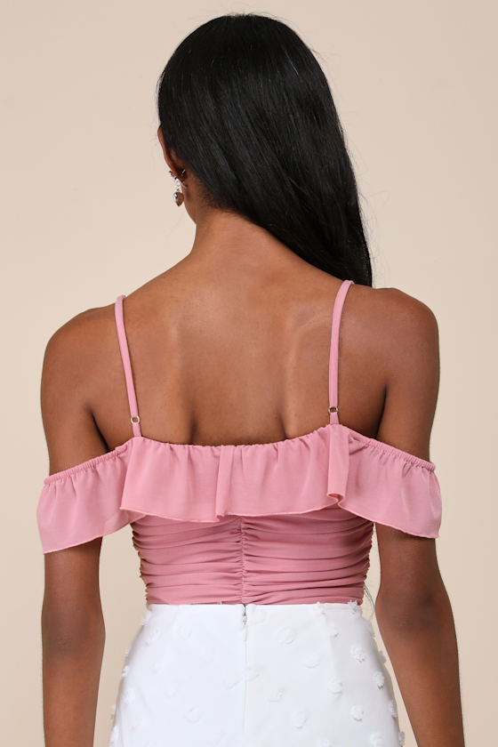 LULUS ELEGANT POSTURE MAUVE PINK MESH RUCHED COLD-SHOULDER BODYSUIT