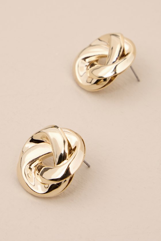 Lulus Shining Standard Gold Twisted Circle Stud Earrings In Gold
