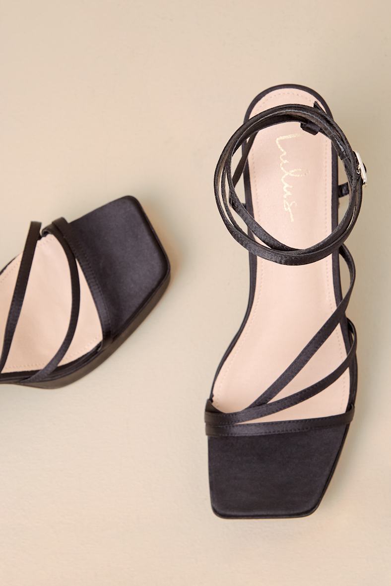 Cute Dresses, Tops, Shoes & Clothing for Women
