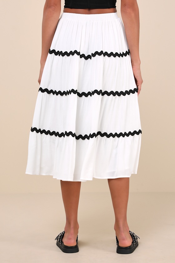 Lulus Number One Trend White And Black Tiered Midi Skirt In Black