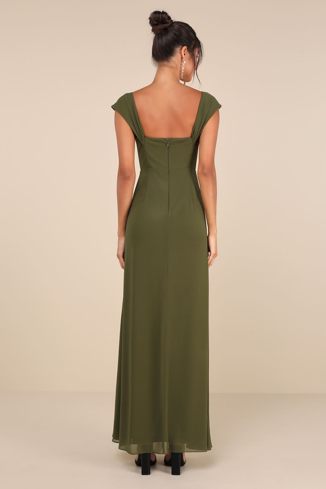 Cute Dresses, Tops, Shoes & Clothing for Women