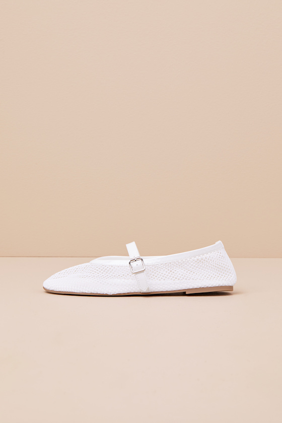COCONUTS BY MATISSE NOLITA WHITE MESH BUCKLE BALLET FLATS 