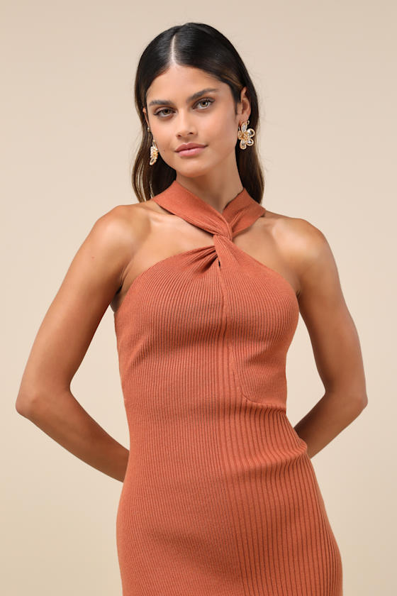 LULUS EFFORTLESS TWIST RUST BROWN RIBBED TWIST-FRONT CUTOUT MIDI DRESS